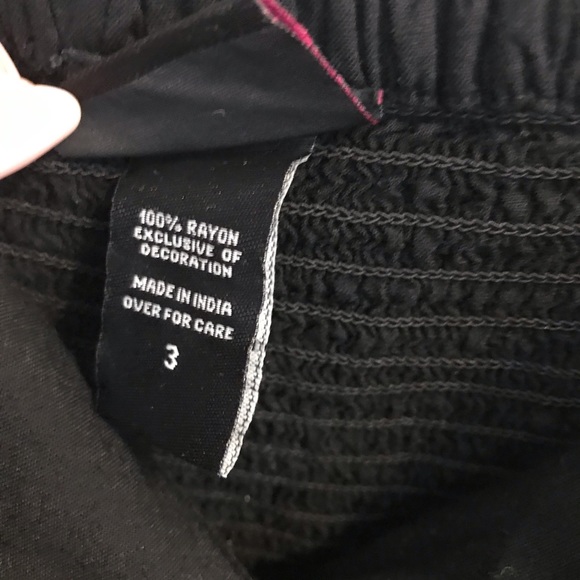 SOLD| Torrid Black Embroidered Neon Floral Tank - Picture 5 of 7